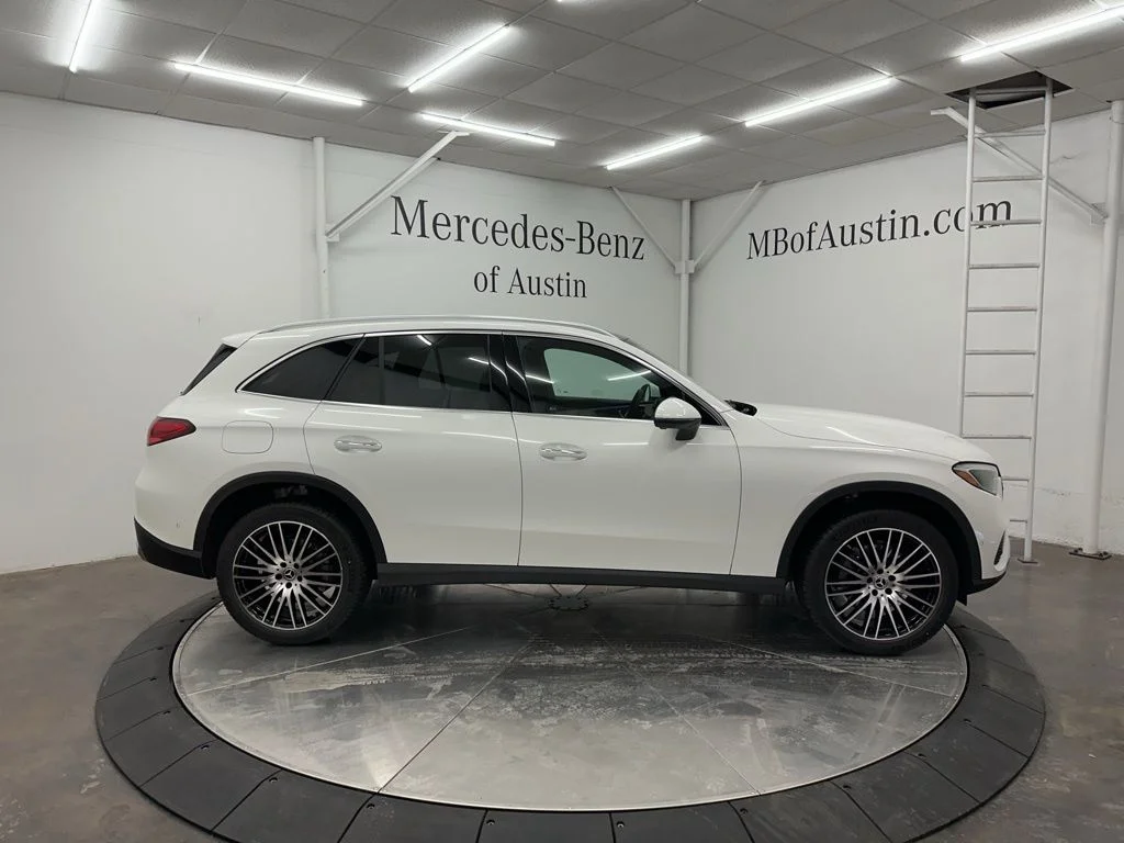 Used 2026 White Mercedes-Benz GLC 300 image 8