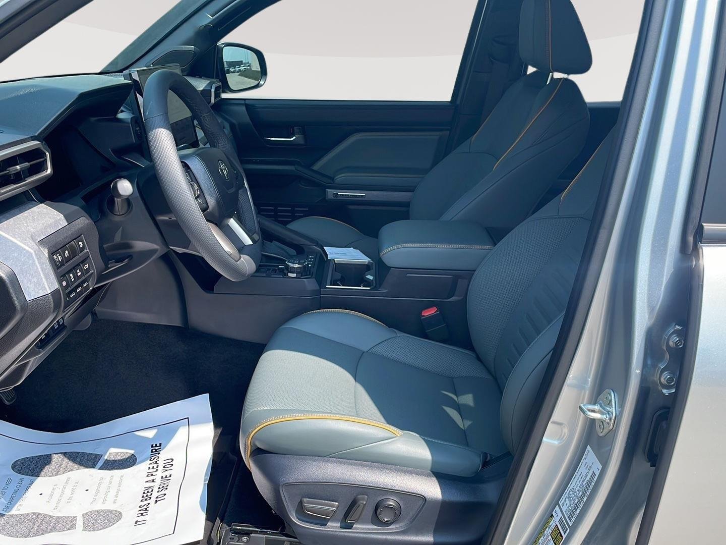 Used 2025 Celestial Silver Metallic Toyota Trailhunter HV image 3