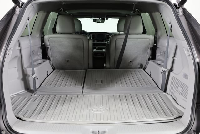 Used 2016 Gray Toyota Limited V6 image 14
