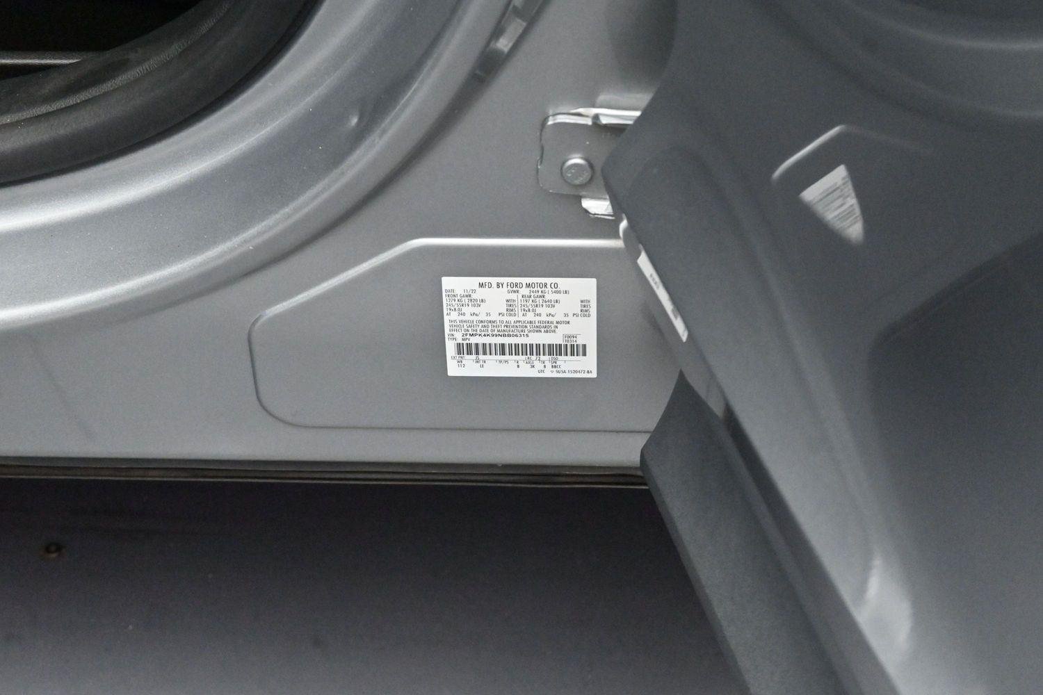 Used 2022 Iconic Silver Ford Titanium image 42
