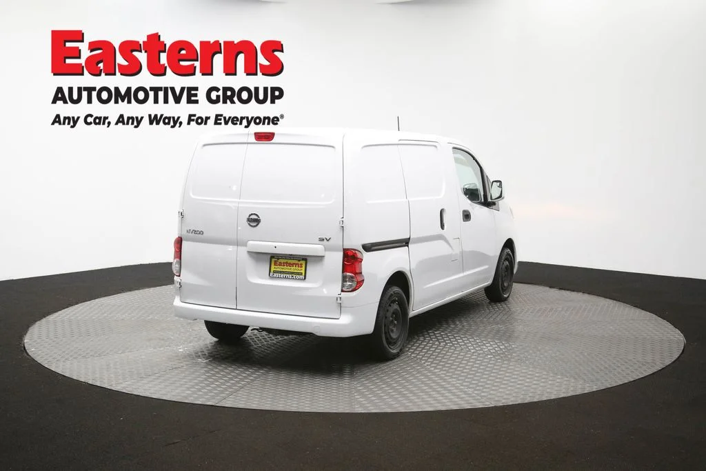 Used 2020 White Nissan SV image 39