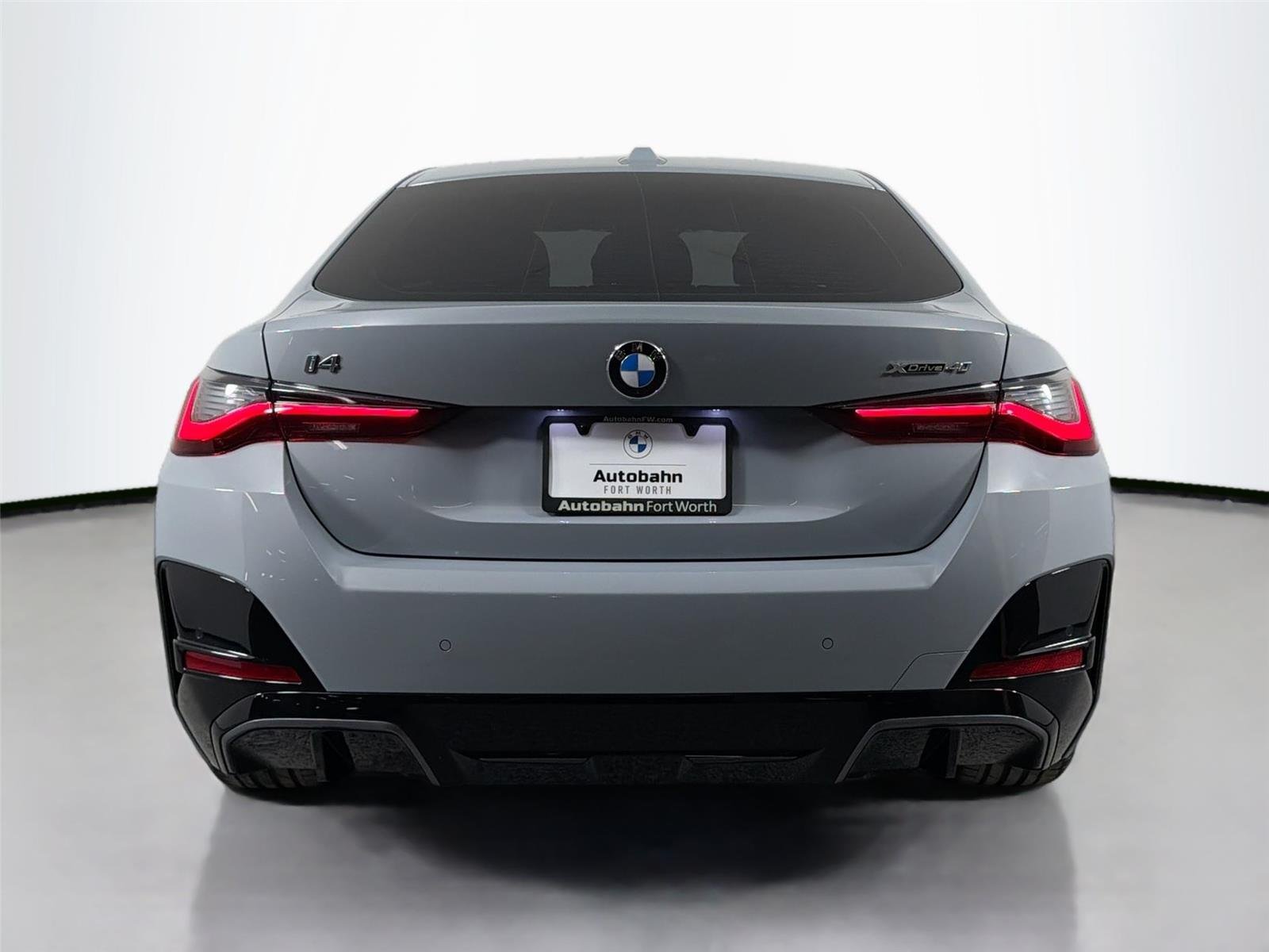 New 2026 Brooklyn Grey Metallic BMW xDrive40 image 7
