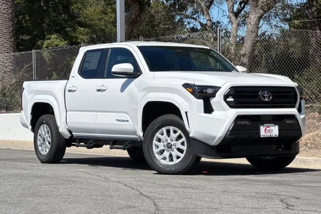 New 2026 Ice Cap Toyota  SR5 image 2