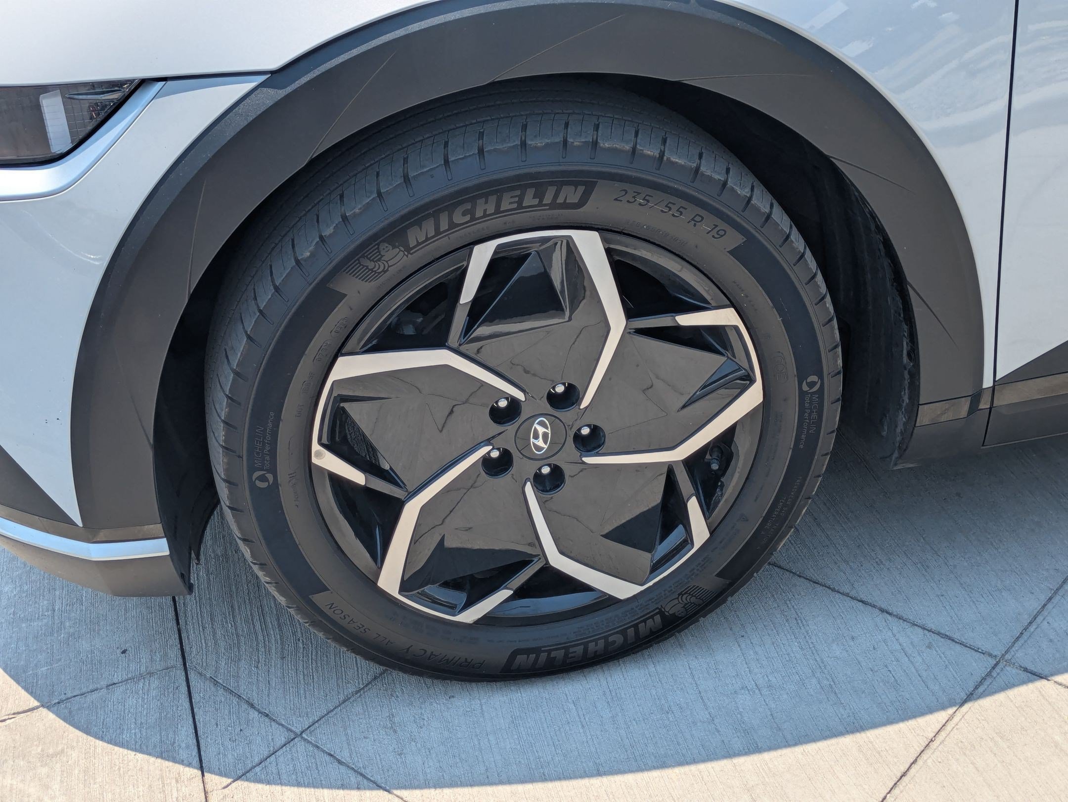 2023 Hyundai IONIQ 5 SEL - Photo 12