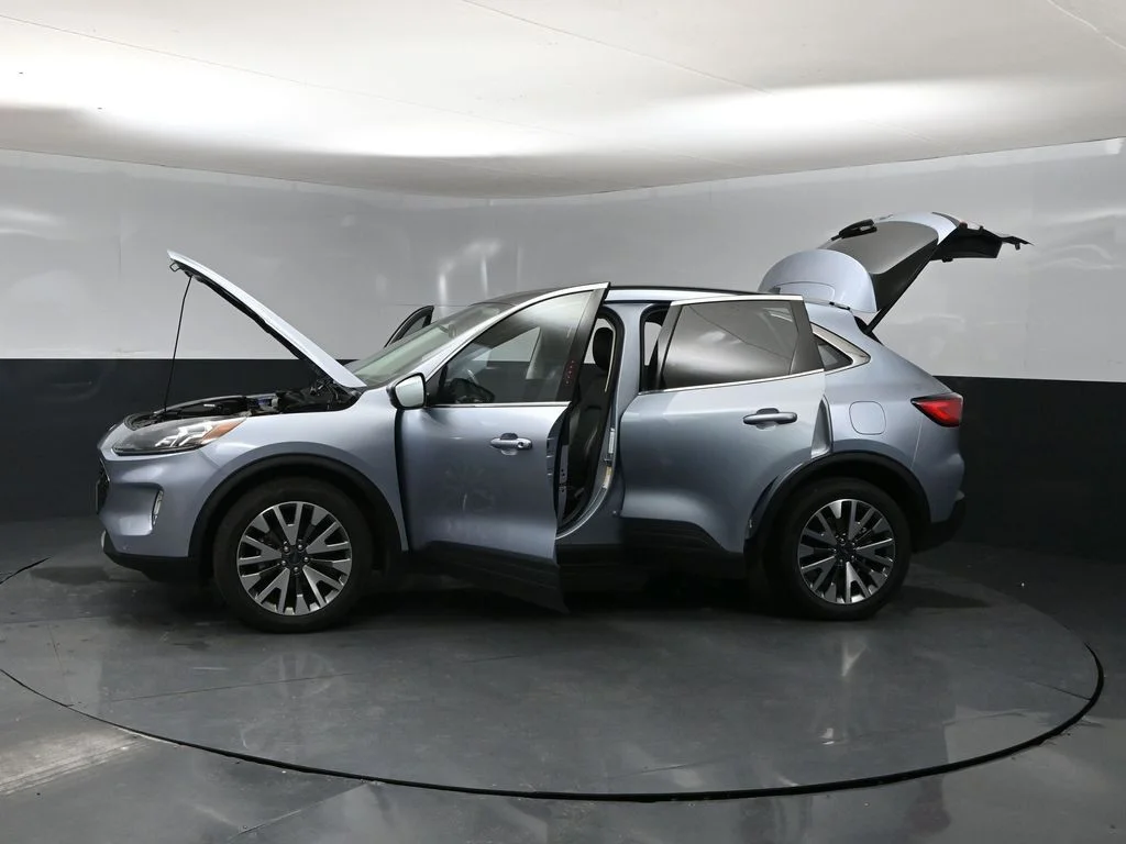 Used 2022 Blue Ford Titanium image 43