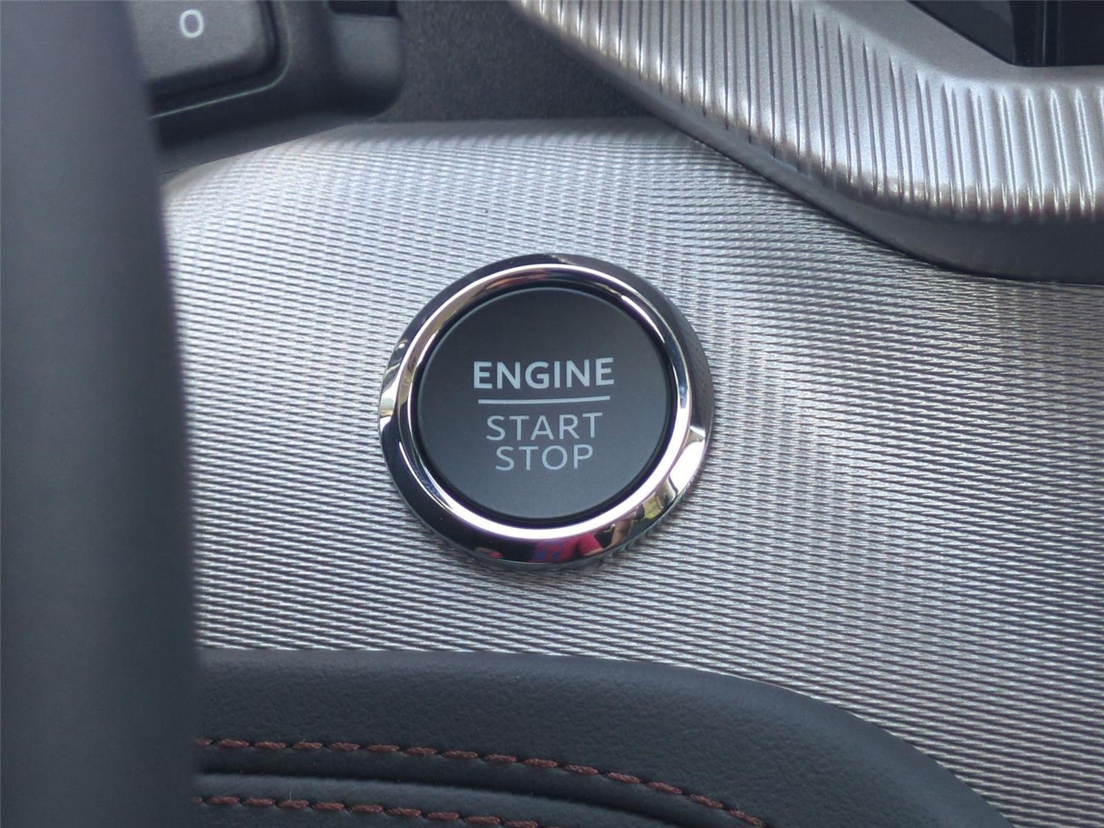 New 2026 Carbonized Gray Metallic Ford Active image 30