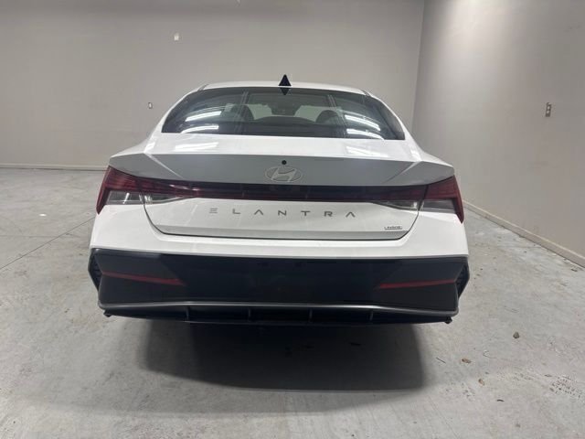 Certified Used 2025 White Hyundai Limited image 7