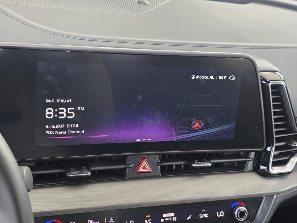 Used 2024 White Kia X-Line image 21