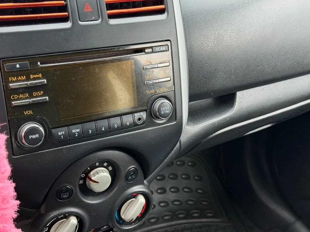 Used 2014 Black Nissan SV image 7
