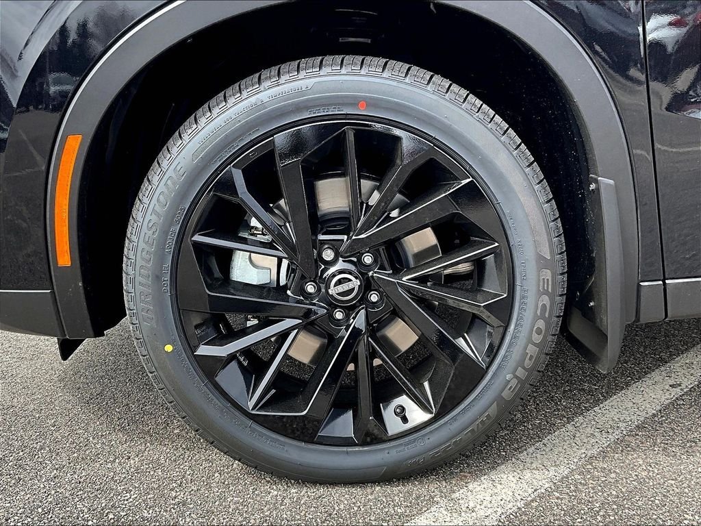 New 2026 Black Nissan SL image 8