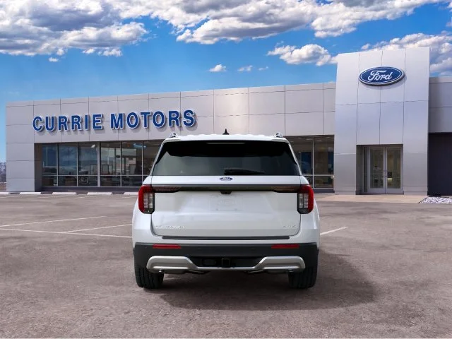 New 2027 Star White Metallic Tri-Coat Ford Platinum image 7
