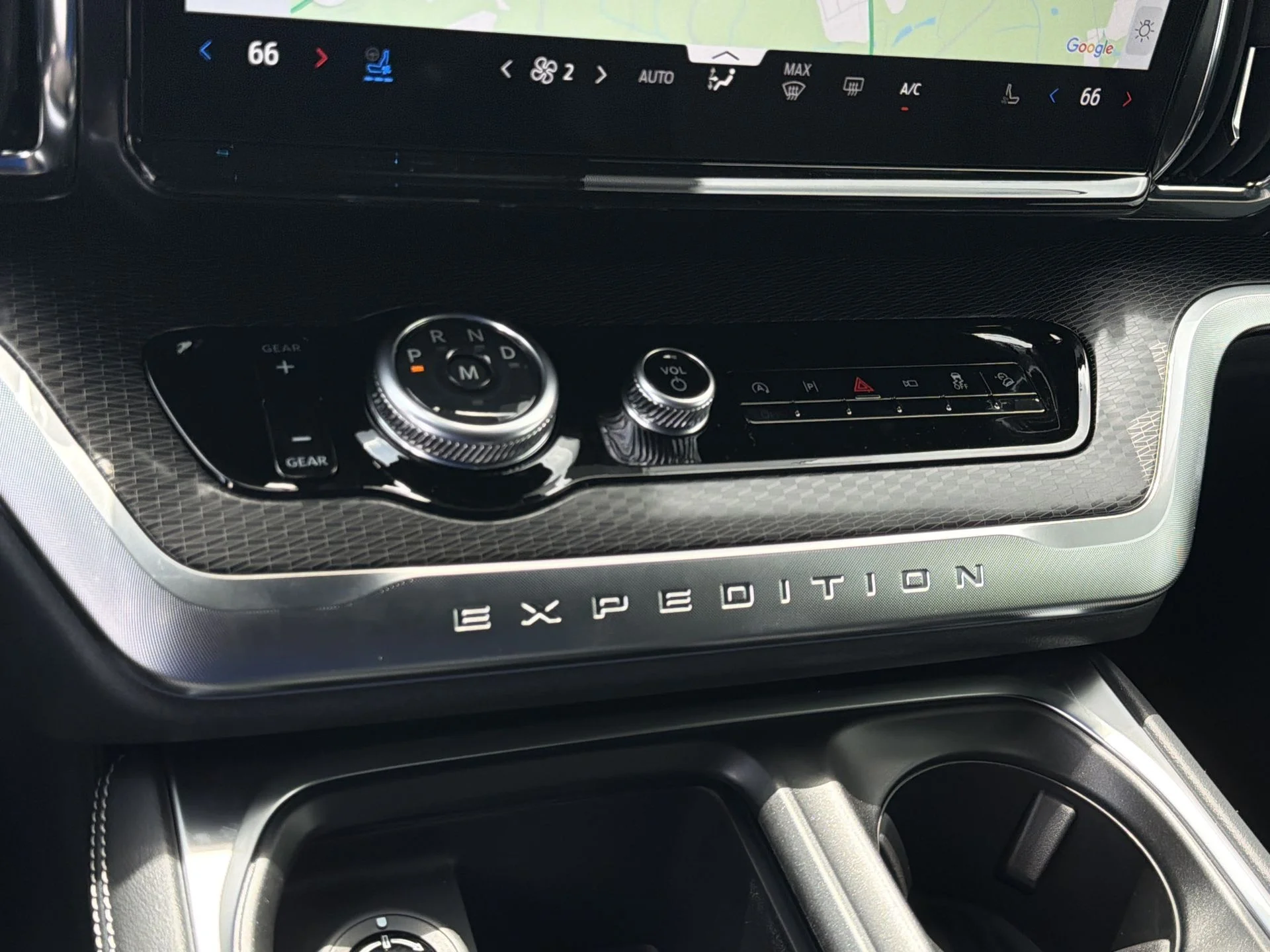 New 2026 Glacier Gray Metallic Tri-Coat Ford Platinum® image 9