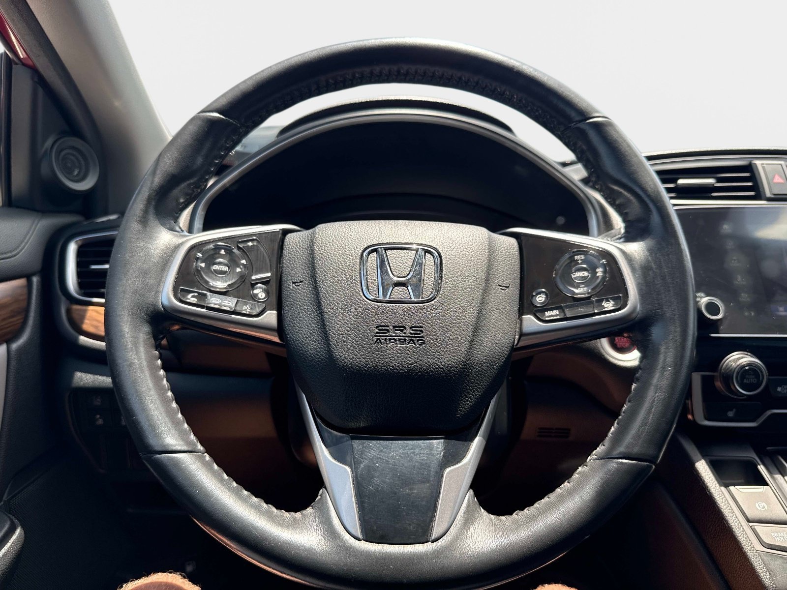 Used 2022 Radiant Red Metallic Honda Touring image 27