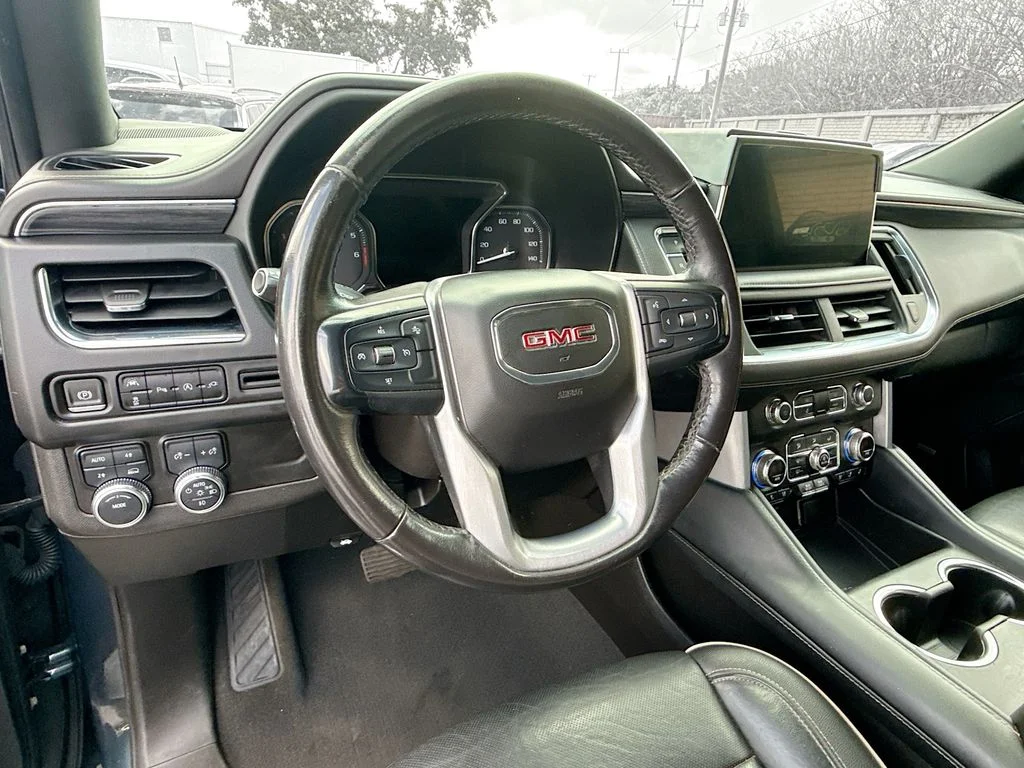 2021 GMC Yukon XL SLT - Photo 12