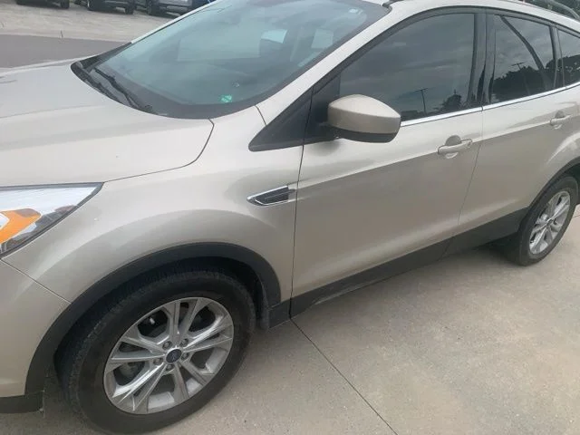 Used 2018 Gold Ford SEL image 1