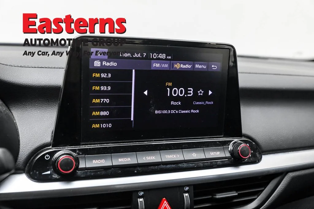 Used 2022 Black Kia LXS image 19