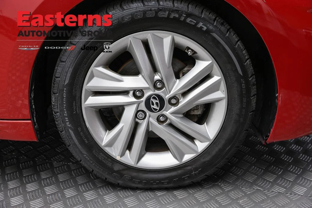 Used 2019 Red Hyundai Value Edition image 30