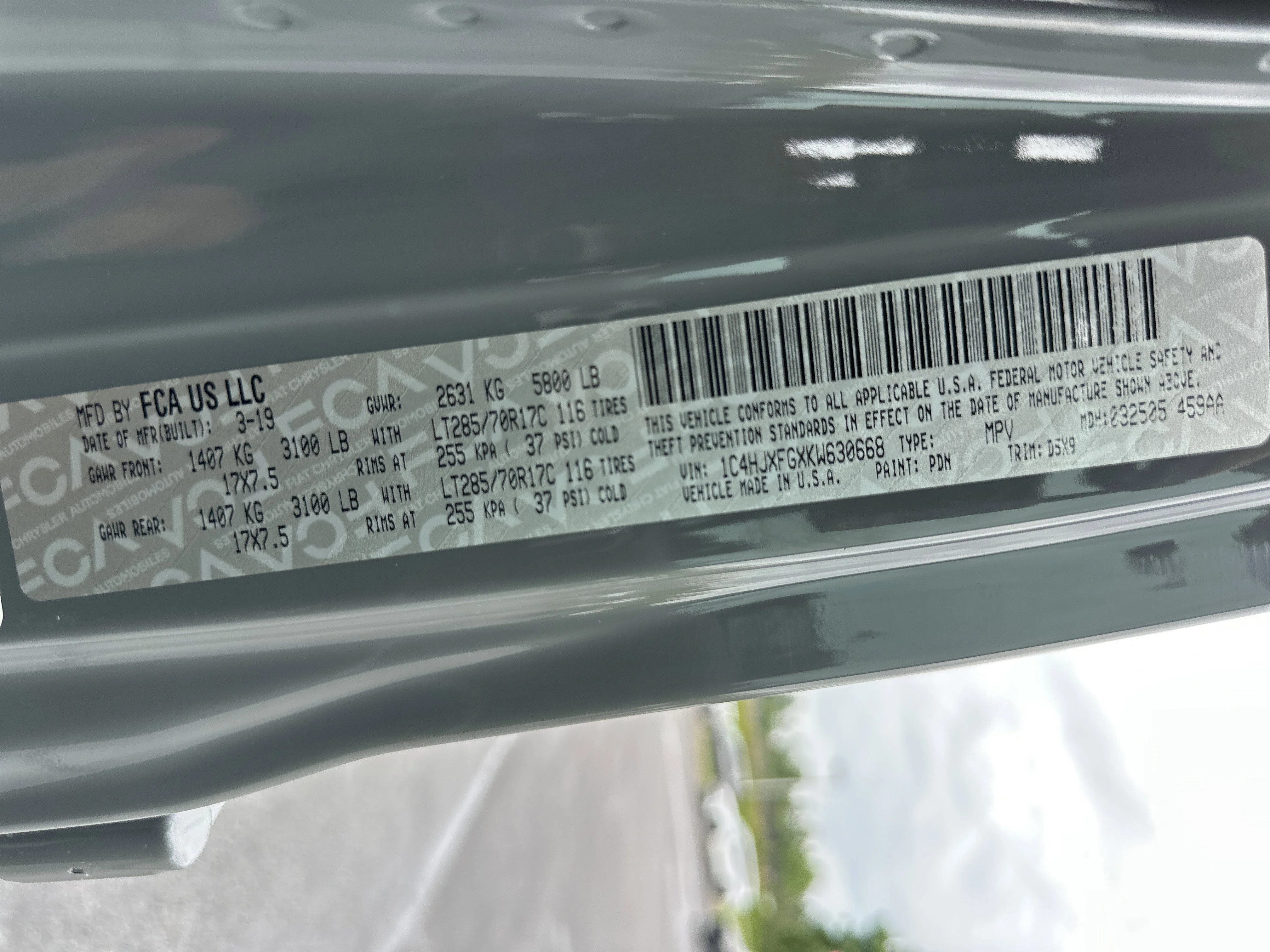 Used 2019 Sting-Gray Clear Coat Jeep Rubicon image 32