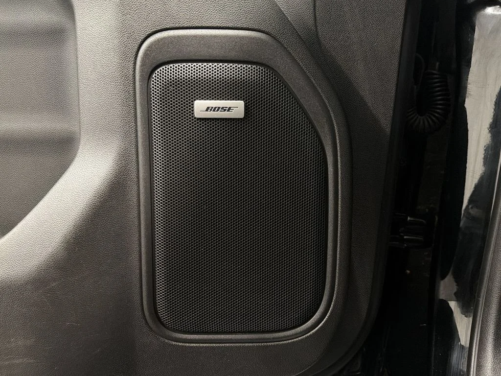 Used 2019 Onyx Black GMC SLT image 27