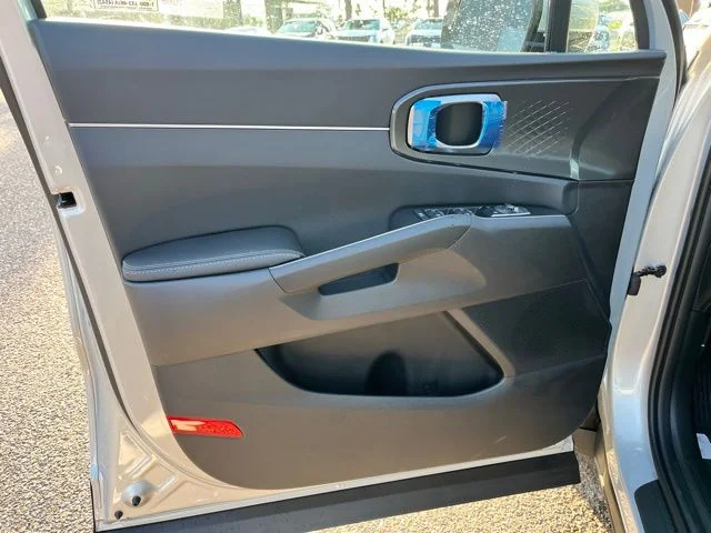 New 2026 White Kia S image 16
