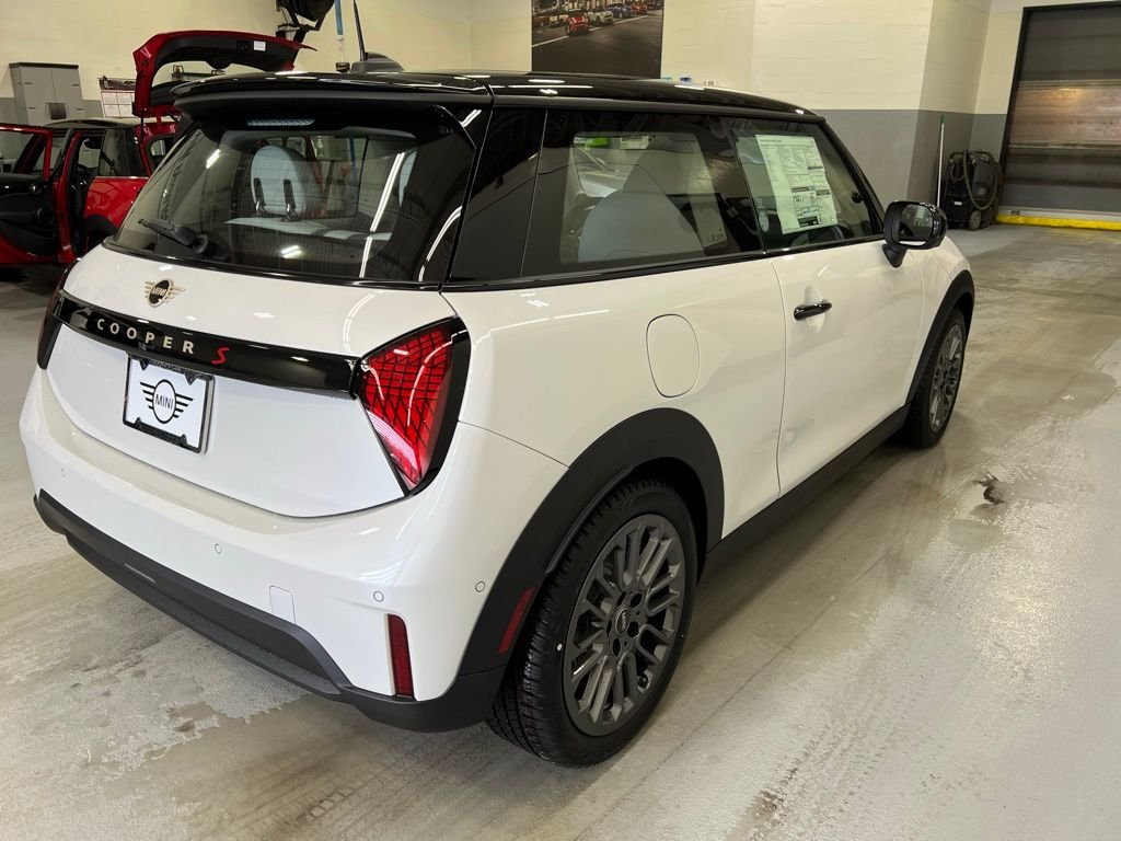 2025 MINI Hardtop 2 Door S - Photo 6