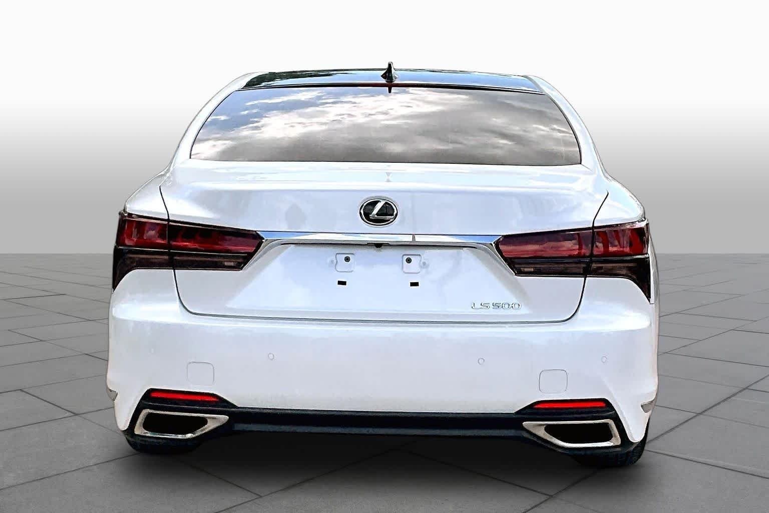 Used 2024 Eminent White Pearl Lexus  image 5