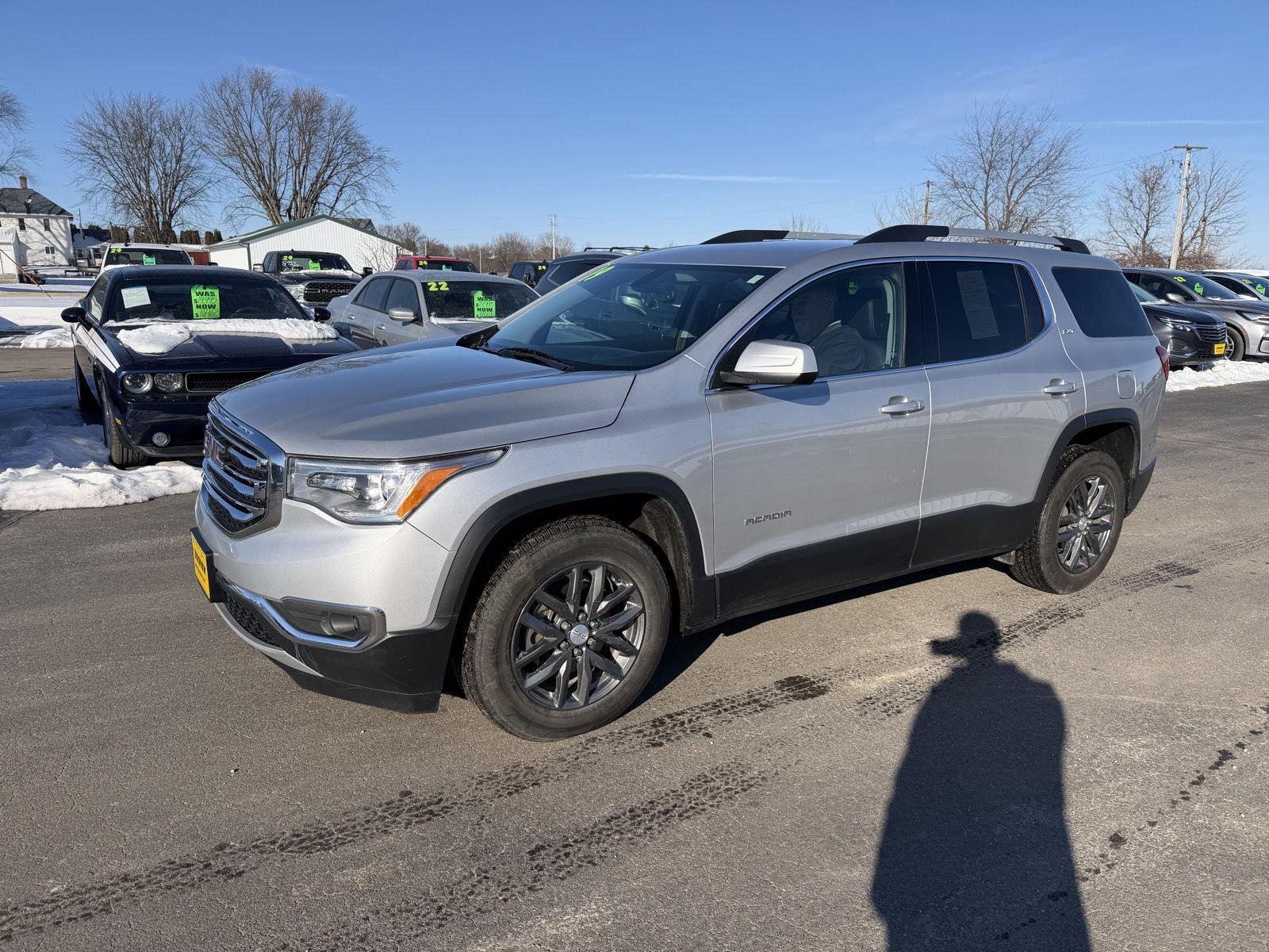 Used 2019 GMC Acadia SLT-1 with VIN 1GKKNULS5KZ146105 for sale in Monona, IA
