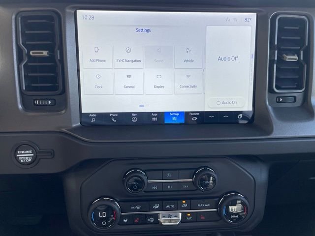 New 2025 Azure Gray Metallic Tri-Coat Ford Badlands® image 26