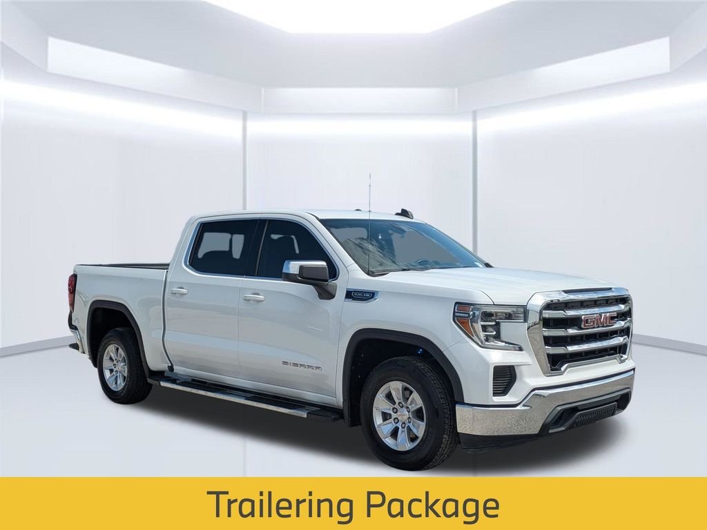 Used 2019 White GMC SLE image 9