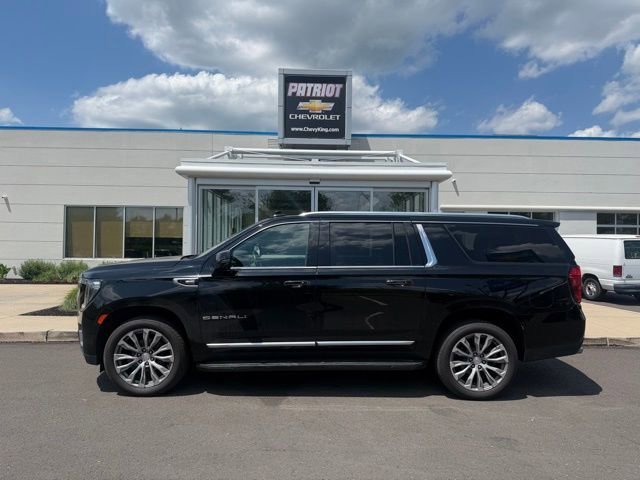 2021 GMC Yukon Denali AWD's photo