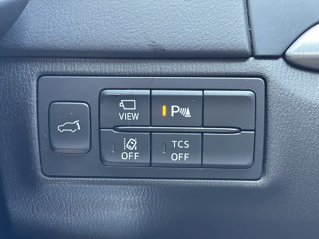 Used 2020 Silver Mazda Grand Touring image 24