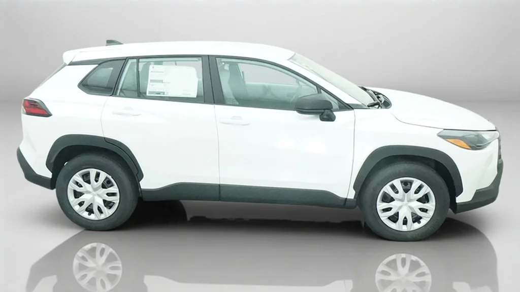 New 2026 Wind Chill Pearl Toyota L image 7