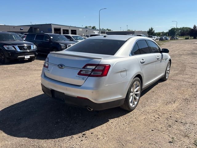 Used 2017 Silver Ford Limited image 9