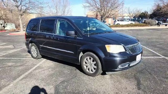 2013 Chrysler Town & Country Touring