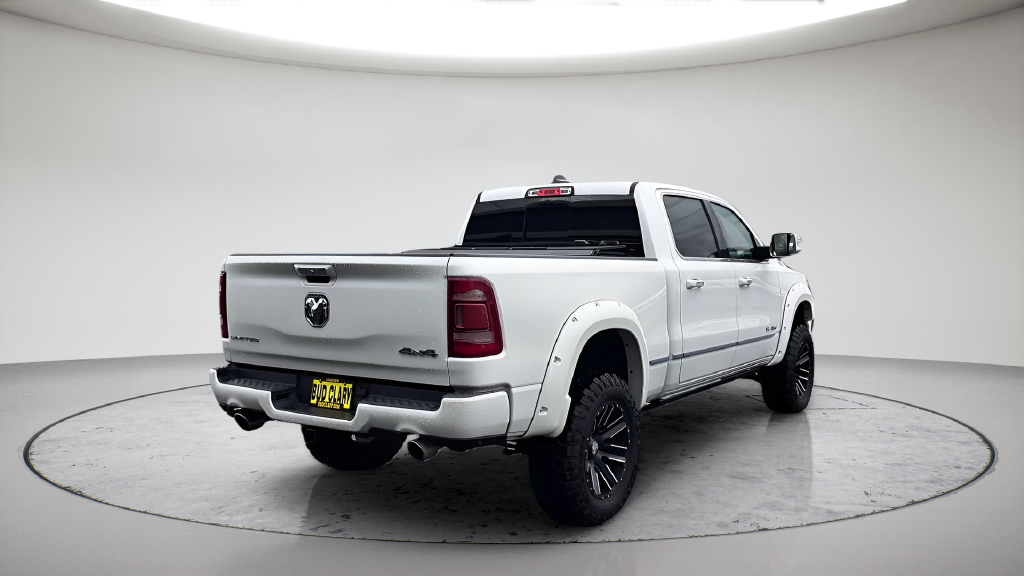 Used 2020 Off-white Ram Limited image 7