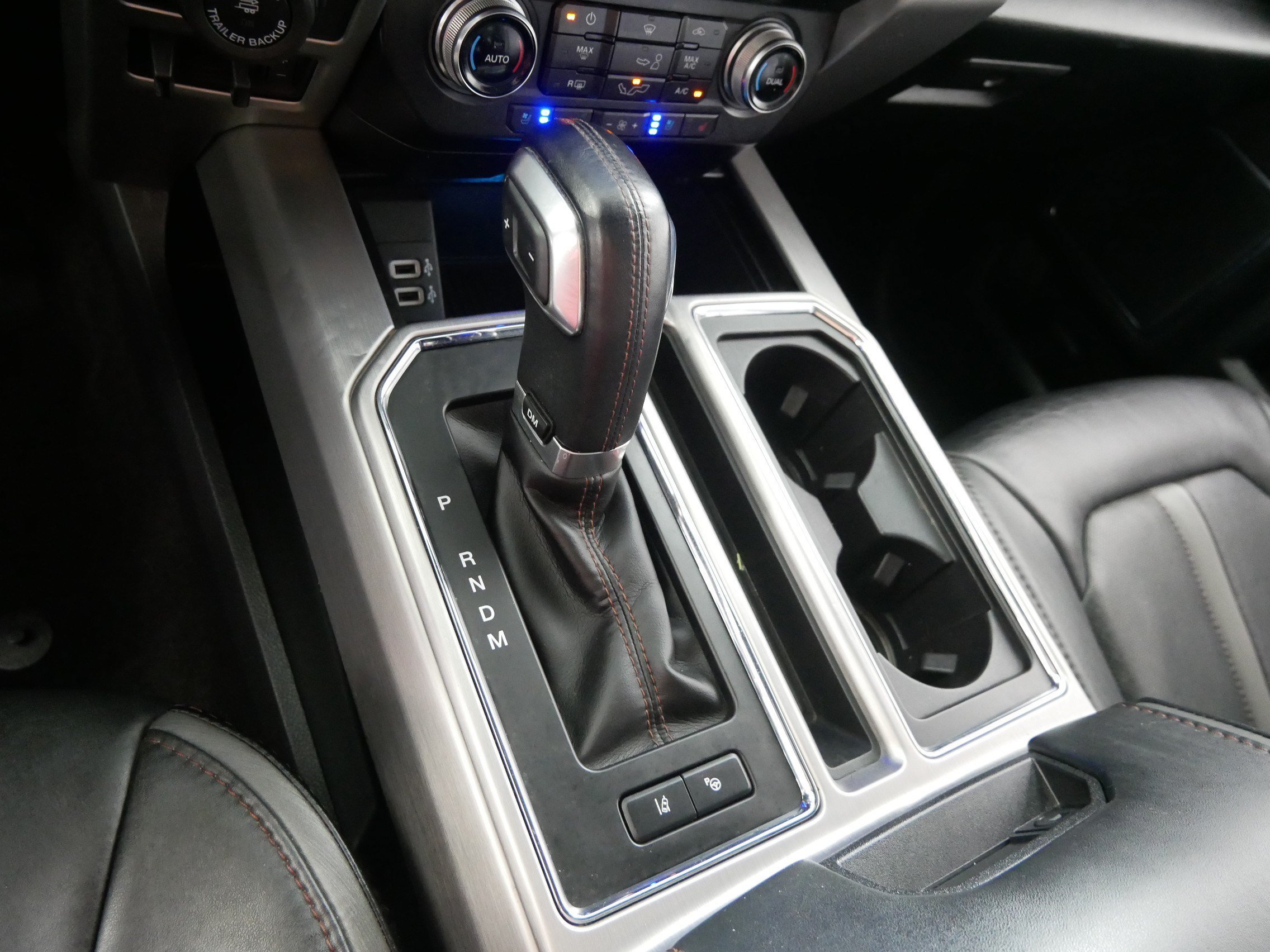 Used 2019 Ingot Silver Metallic Ford Platinum image 24
