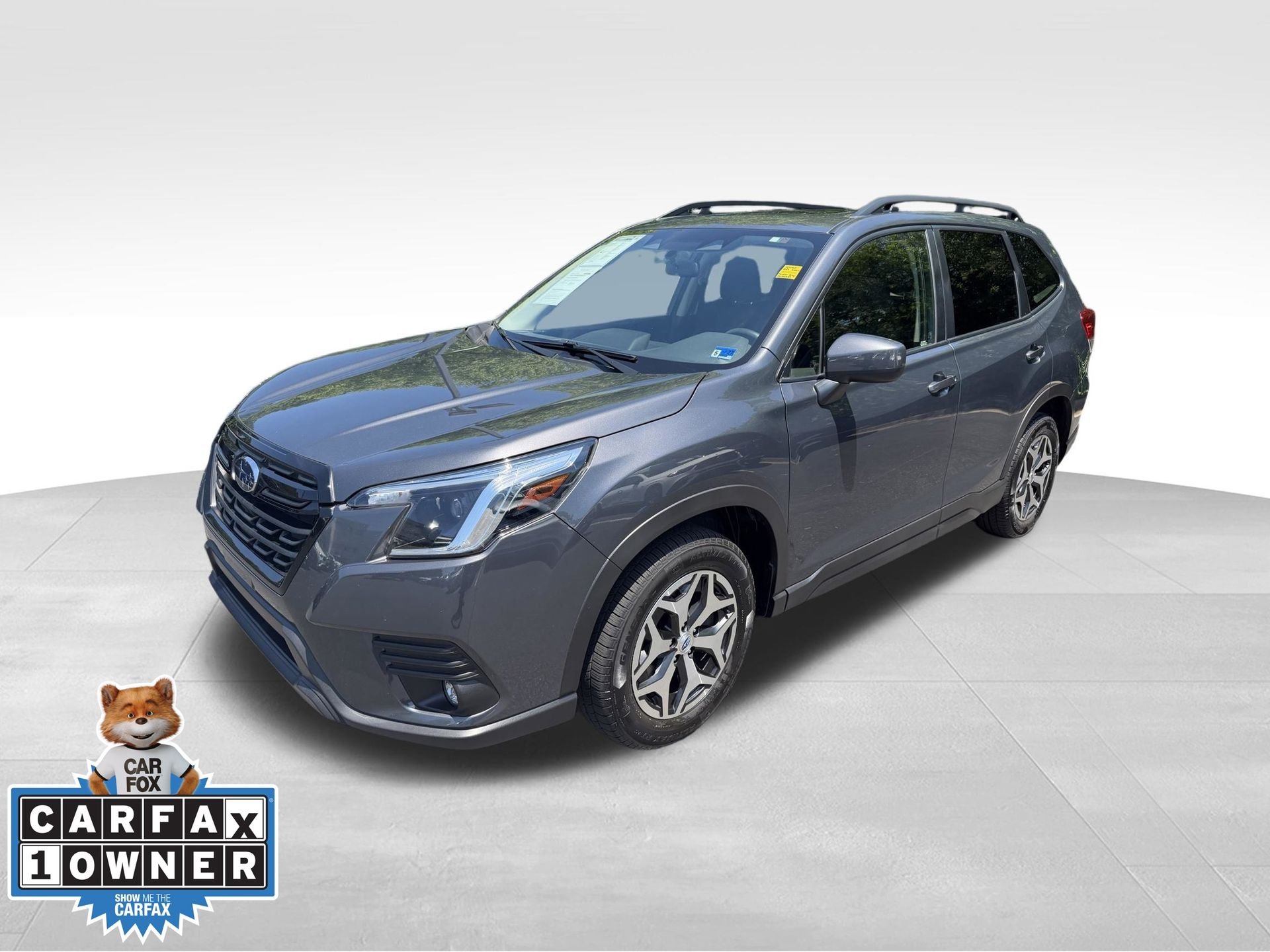 Used 2024 Gray Subaru Premium image 3