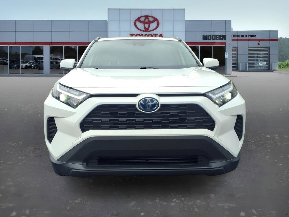 Used 2023 Ice Cap Toyota Hybrid XLE image 10