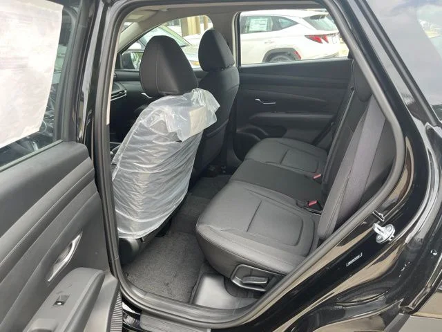New 2026 Phantom Black Hyundai SE image 12