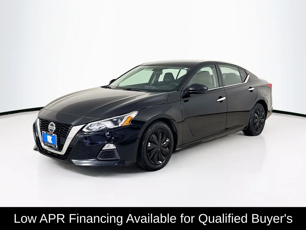 Used 2020 Super Black Clearcoat Nissan 2.5 S image 3
