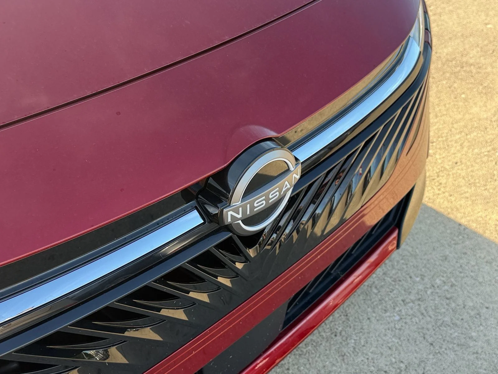 New 2027 Scarlet Ember Tintcoat Nissan SV image 31