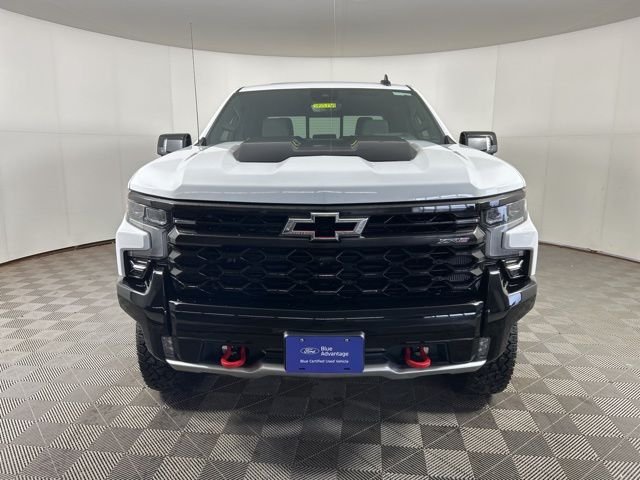 Used 2022 Chevrolet Silverado 1500 ZR2 with VIN 3GCUDHEL0NG675891 for sale in Shakopee, Minnesota