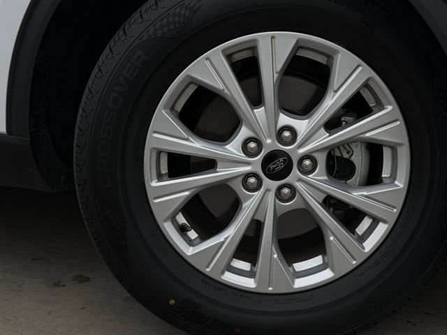 Used 2024 White Ford Active image 11