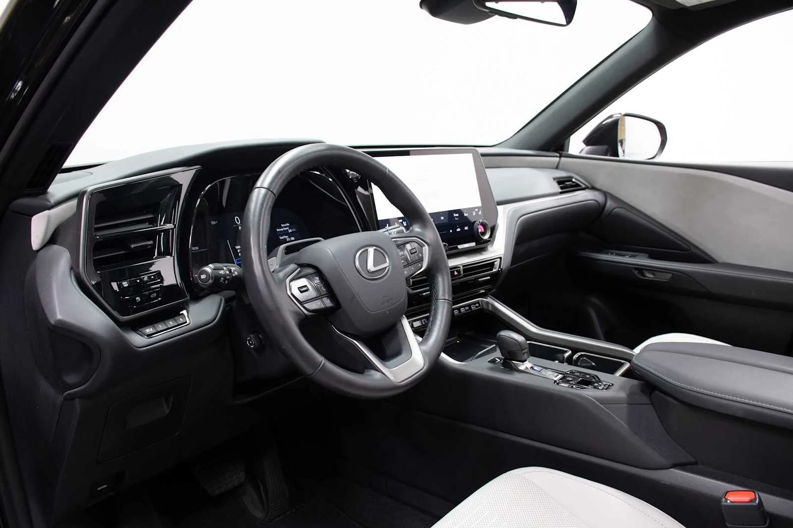 Certified Used 2025 CAVIAR Lexus Premium image 14