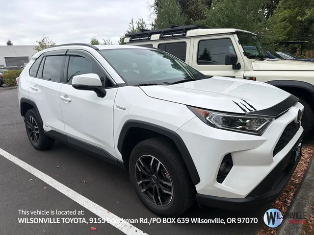 2020 Toyota RAV4 Hybrid XLE