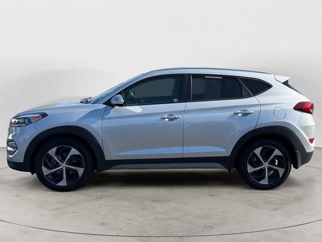 Used 2017 Silver Hyundai Sport image 2