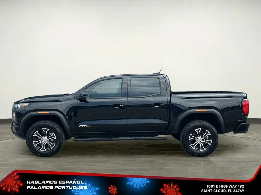 Used 2025 Onyx Black GMC AT4 image 3