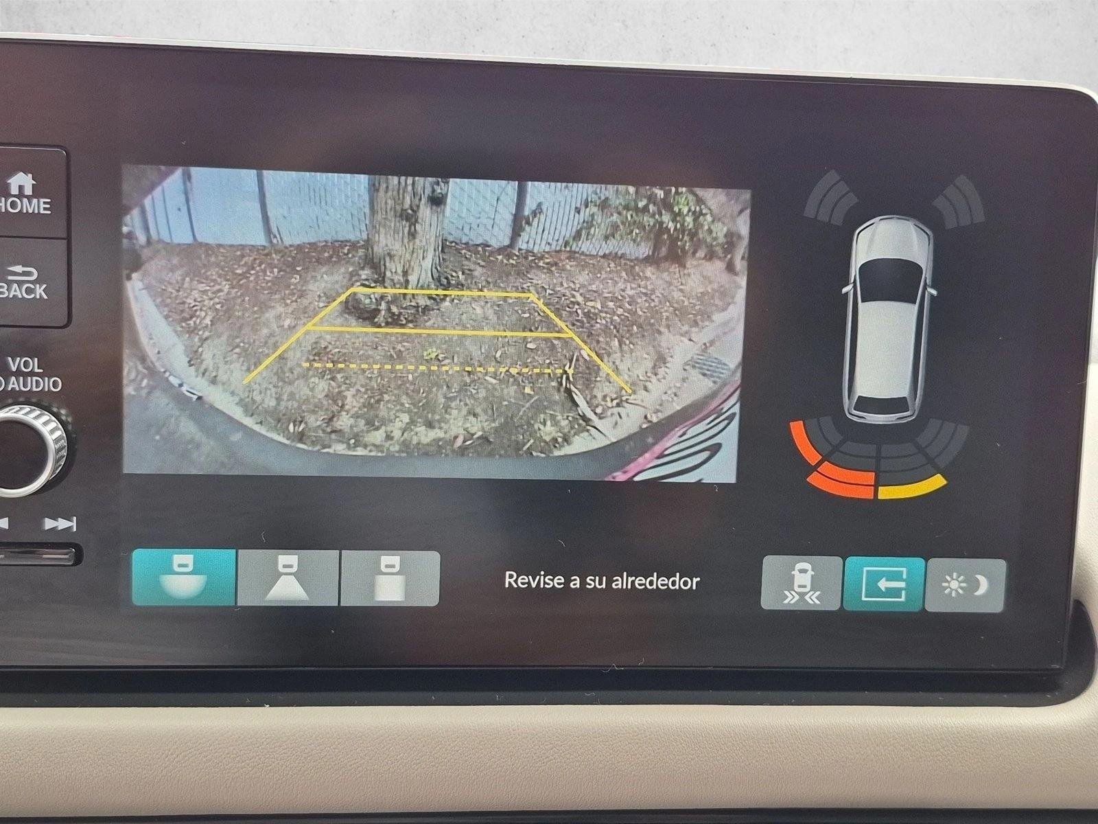 Used 2025 Silver Honda EX-L image 13