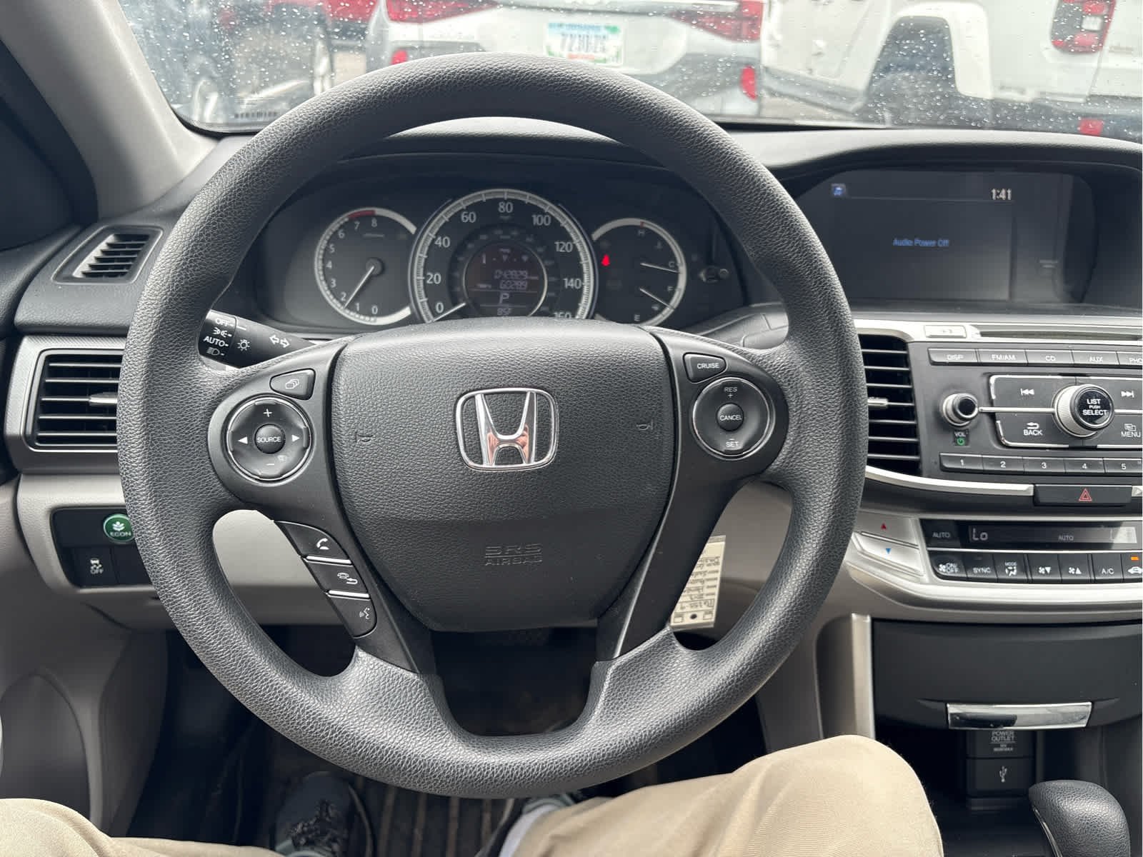 Used 2013  Honda LX image 6