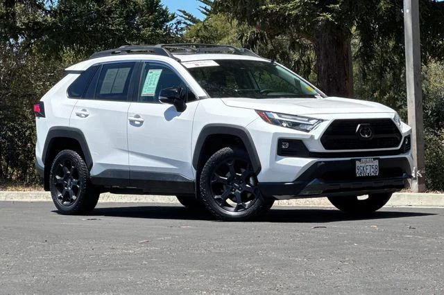 Certified Used 2023 ICE CAP Toyota  image 2